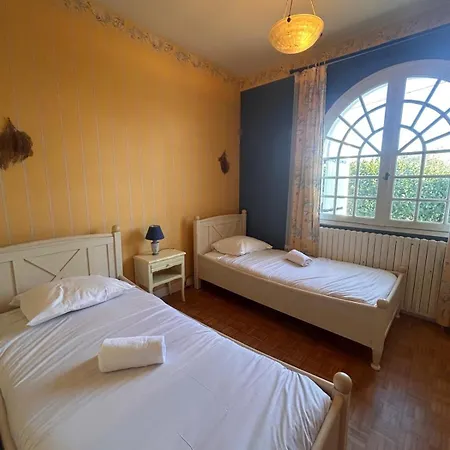 Charmante Maison Avec Jardin Proche