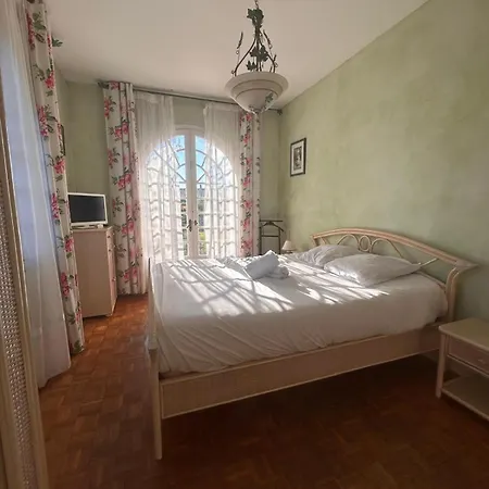 Charmante Maison Avec Jardin Proche 度假居
